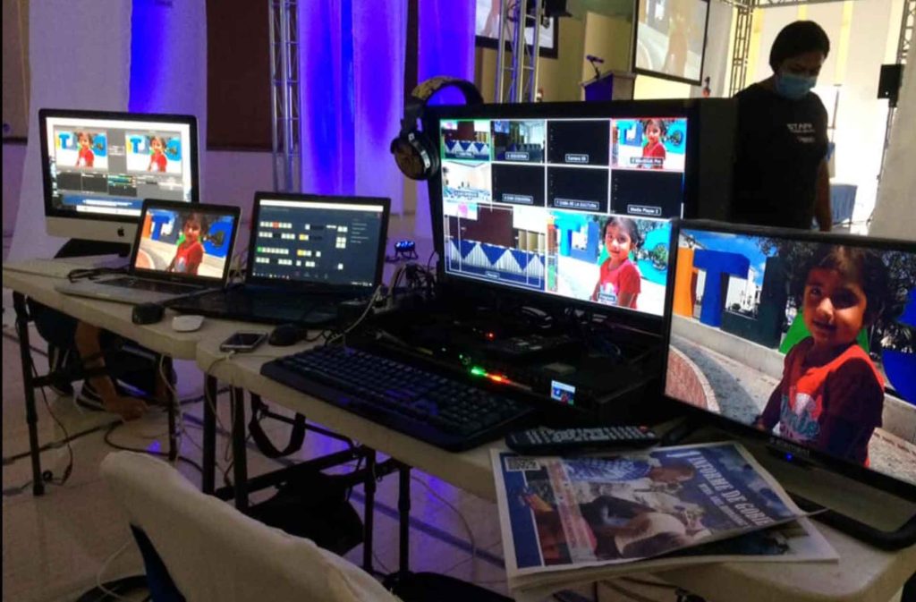transmisión de eventos empresariales, streaming para eventos empresariales, transmisión en vivo profesional, errores en transmisiones en vivo, streaming multicámara, producción audiovisual para eventos, eventos híbridos, circuito cerrado para eventos,